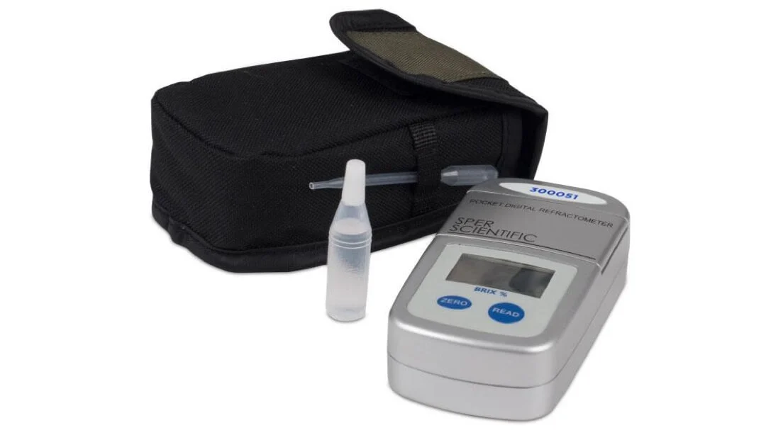 Honey, Water, Brix Refractometer 300050 - Sper Scientific - Image 3 | Le Quoc Equipment
