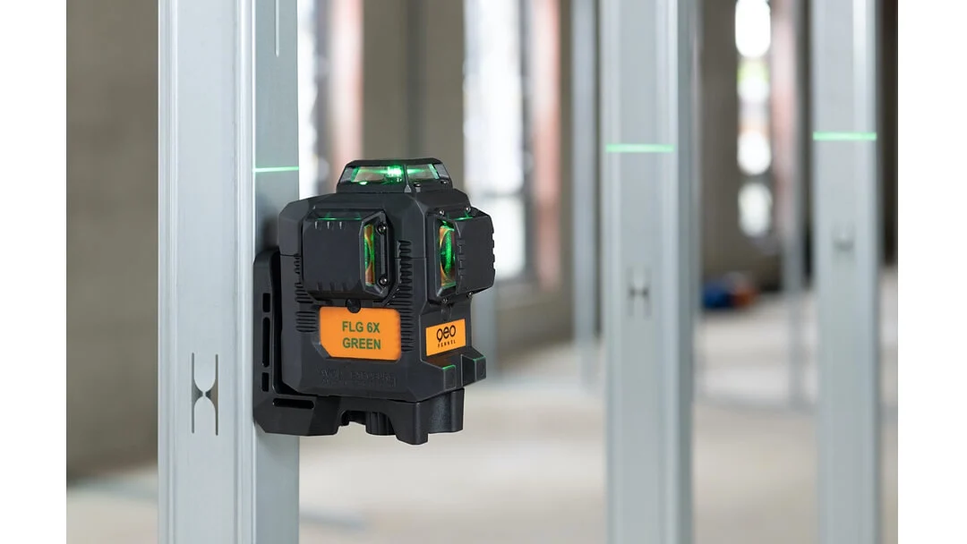 FLG 6X-Green Blue Laser Level - Geo Fennel - Image 11 | Le Quoc Equipment